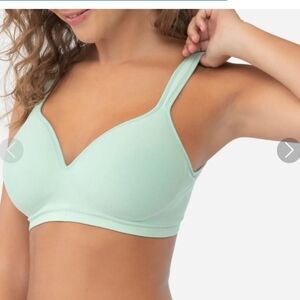 Underoutfit Perfect Neckline Bra Style 460 Medium